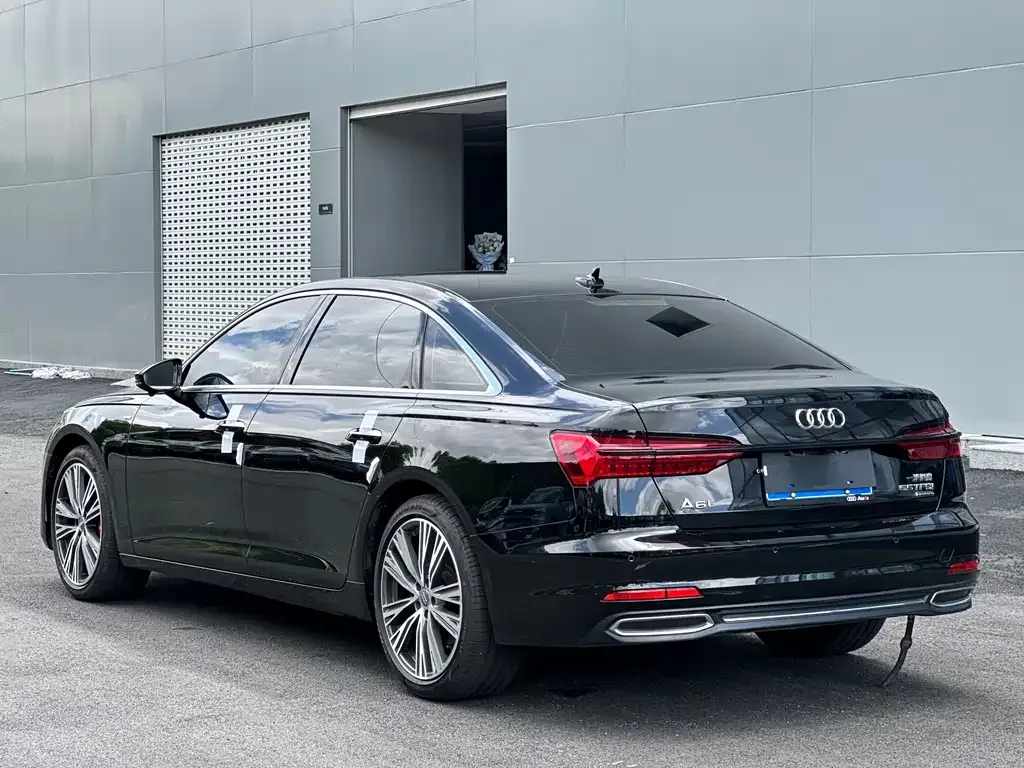 Audi A6L 2022 из CN, фото 9