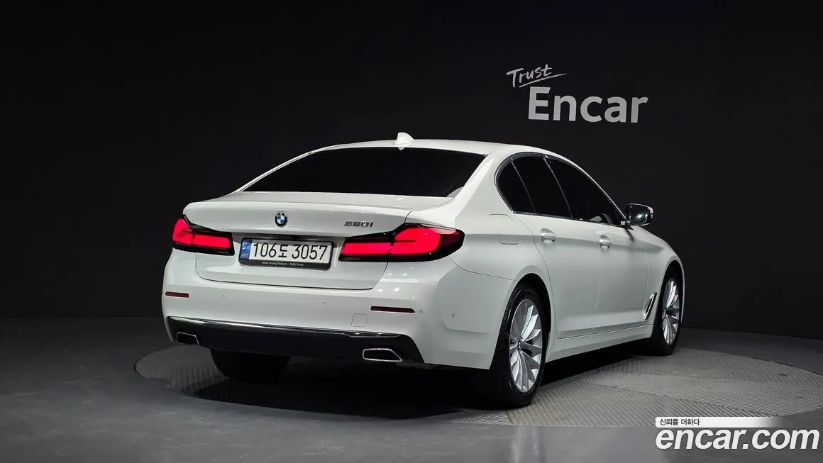 BMW 5-Series — фото 2