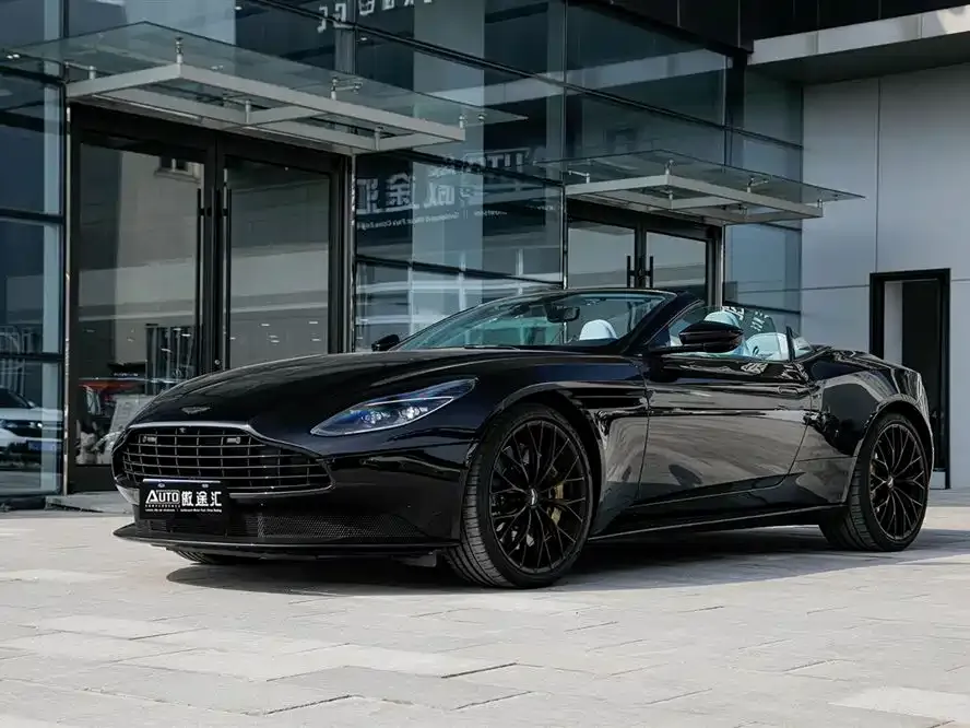 Aston Martin DB11 2024 из CN, фото 1