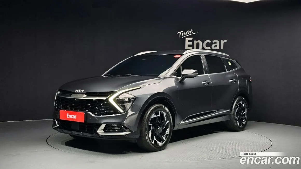 Kia Sportage — фото 1
