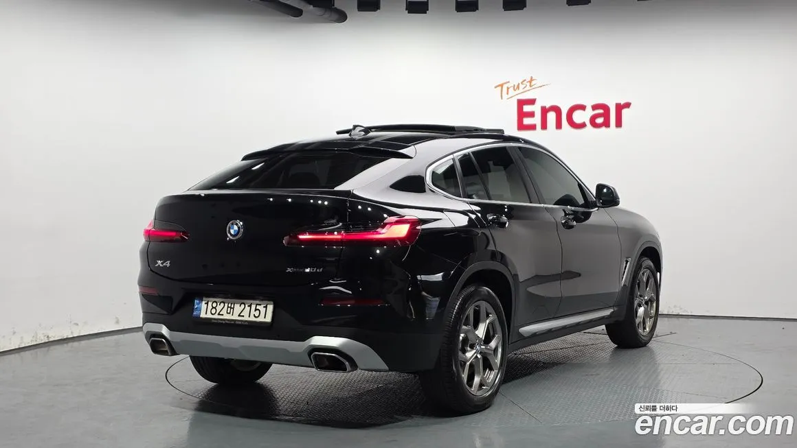 BMW X4 2022 из KR, фото 2