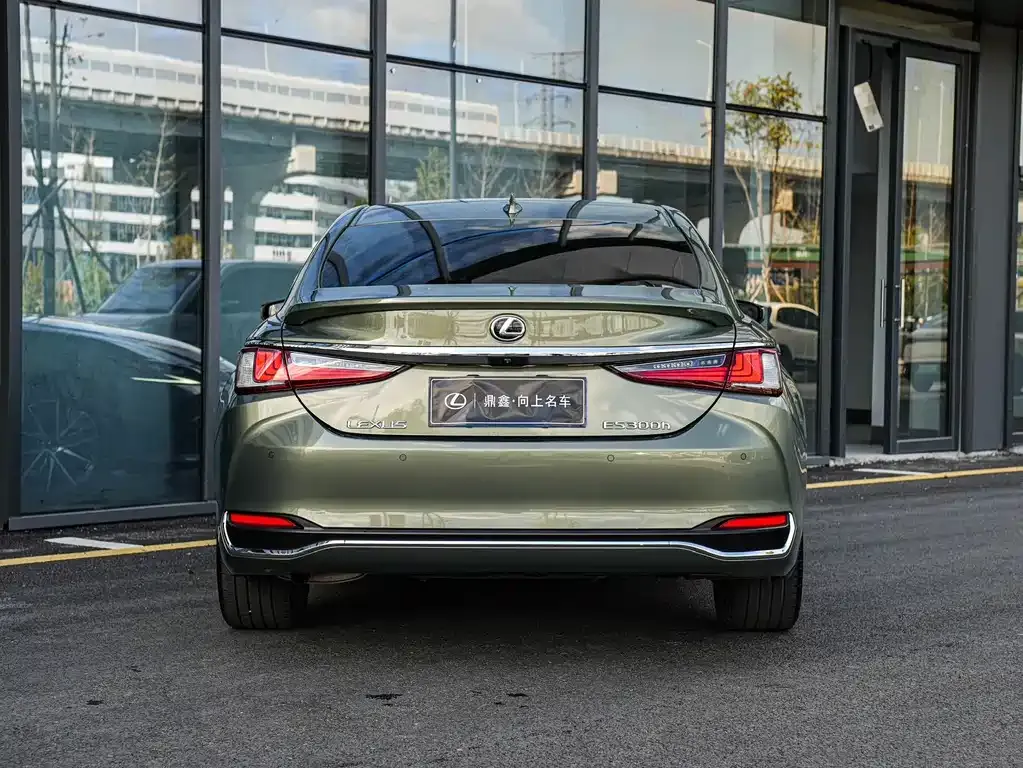 Lexus ES 2024 из CN, фото 5