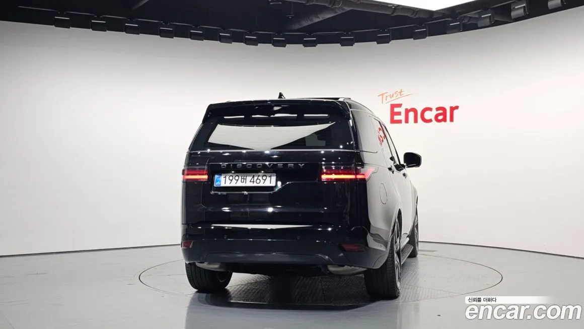 Land Rover Discovery 2025 из KR, фото 4