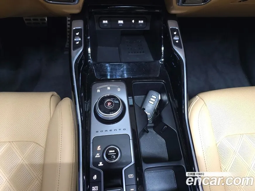 Kia Sorento — фото 9