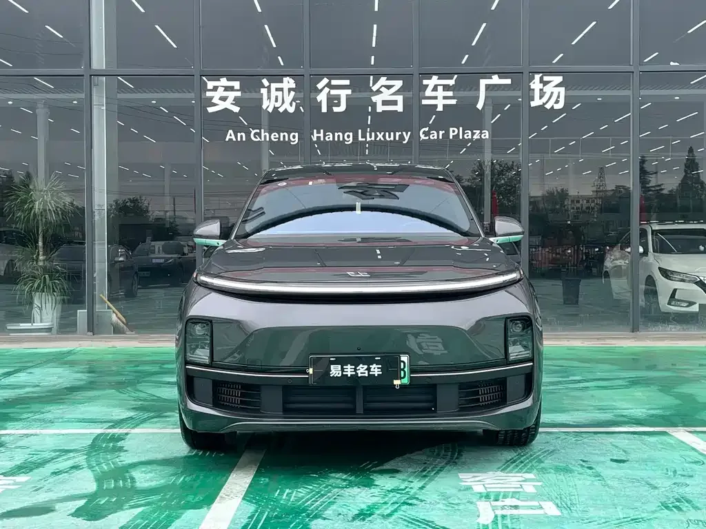 Li Auto L8 2024 из CN, фото 2