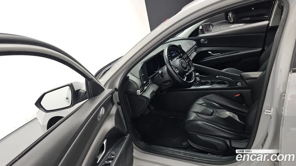 Hyundai AVANTE 2022 из KR, фото 10