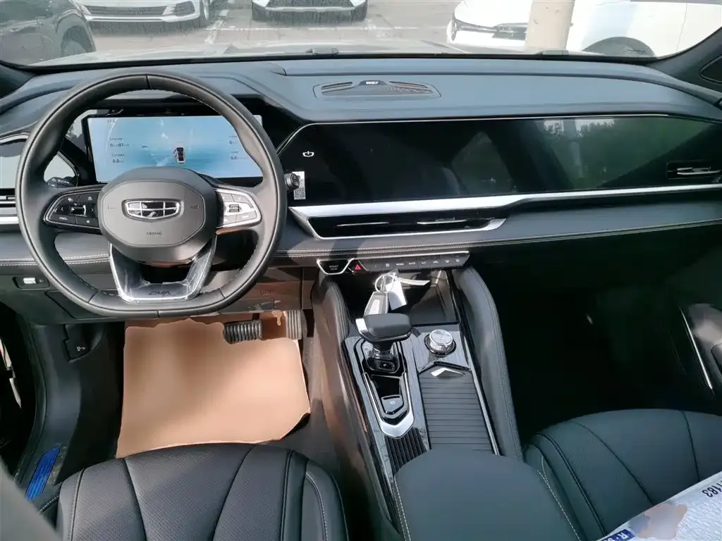 Geely Xingyue L 2025 из CN, фото 10