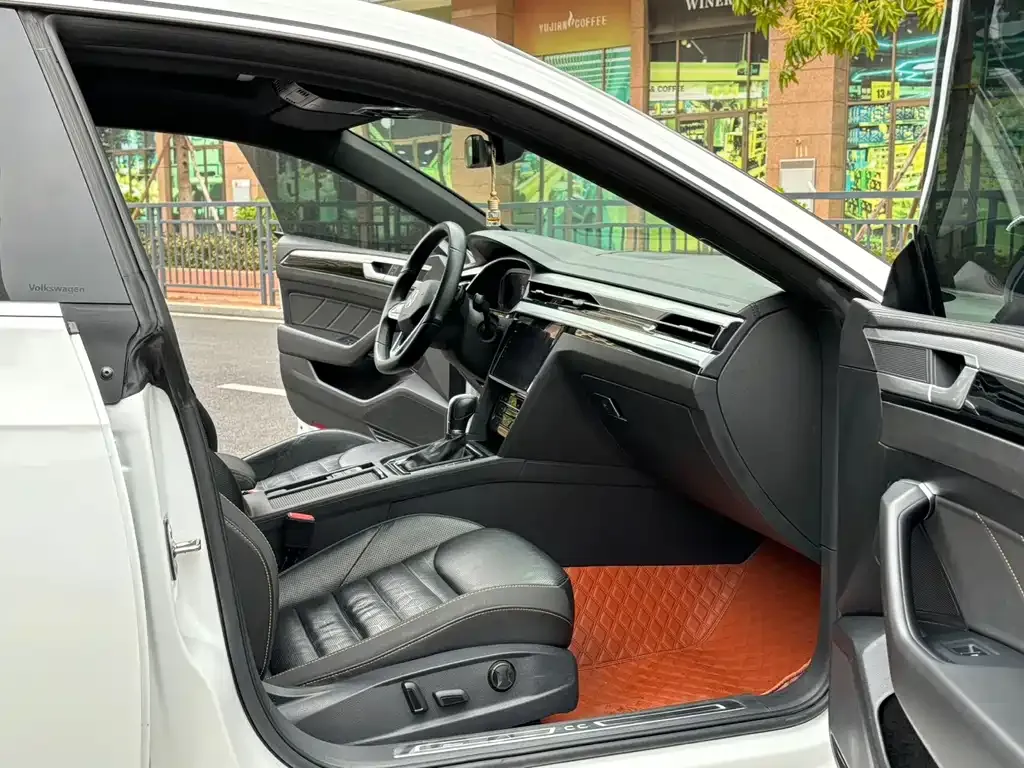 Volkswagen CC 2021 из CN, фото 4