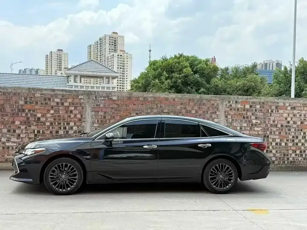 Toyota Avalon 2022 из CN, фото 3