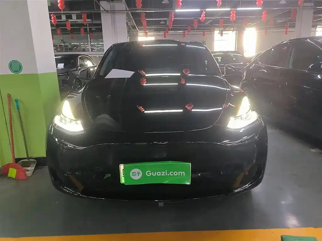 Tesla Model Y 2023 из CN, фото 3