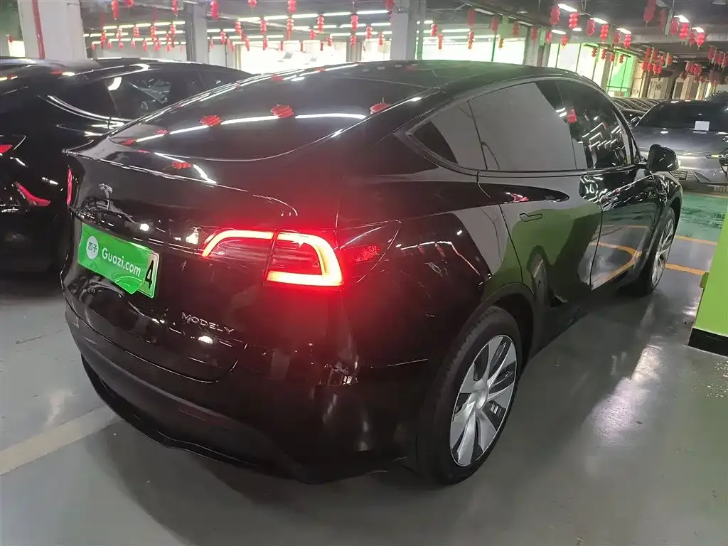 Tesla Model Y 2023 из CN, фото 7