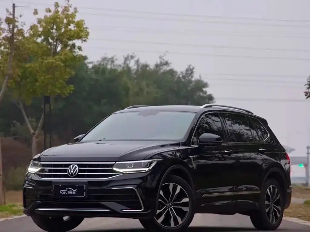 Volkswagen Tiguan L 2022 из CN, фото 3