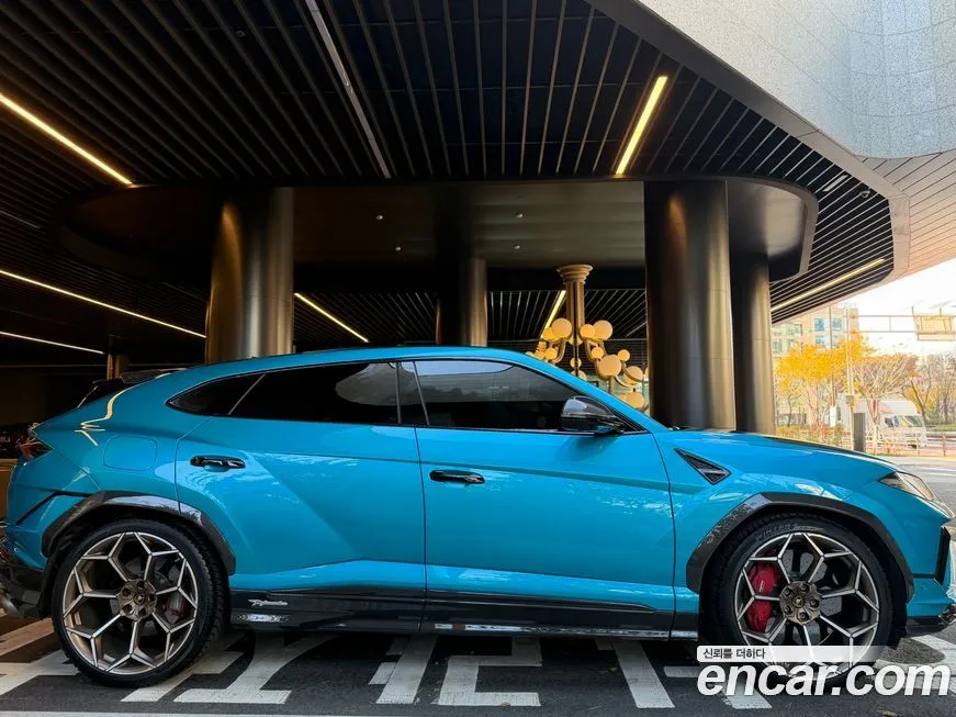 Lamborghini Urus 2023 из KR, фото 3