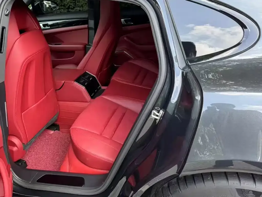 Porsche Panamera 2023 из CN, фото 8