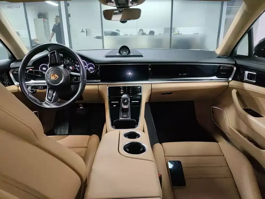 Porsche Panamera 2021 из CN, фото 3