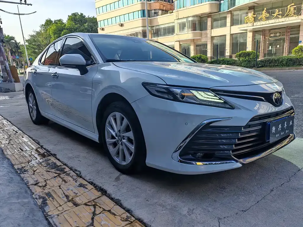 Toyota Camry 2022 из CN, фото 3
