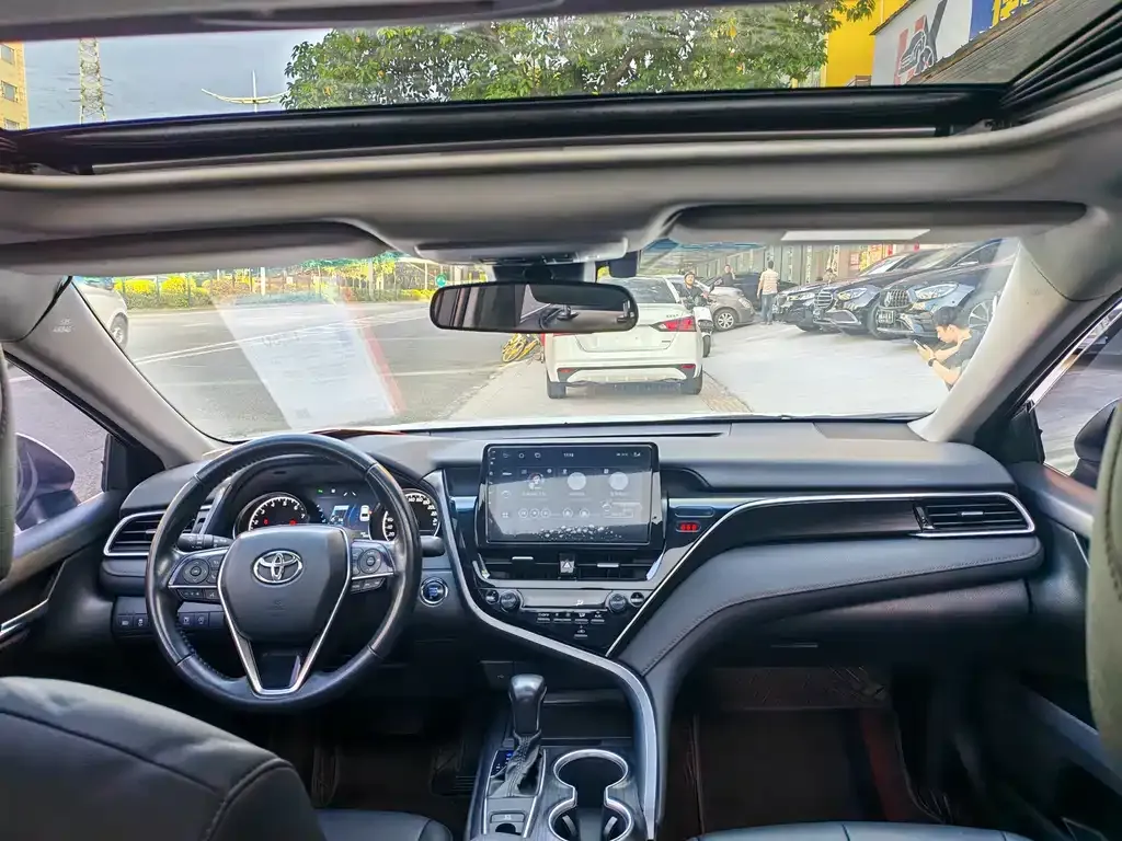 Toyota Camry 2022 из CN, фото 4