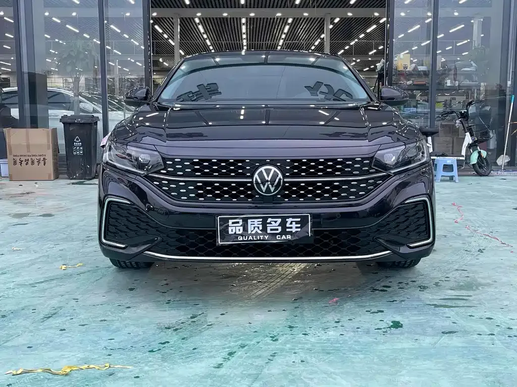 Volkswagen Passat 2023 из CN, фото 2