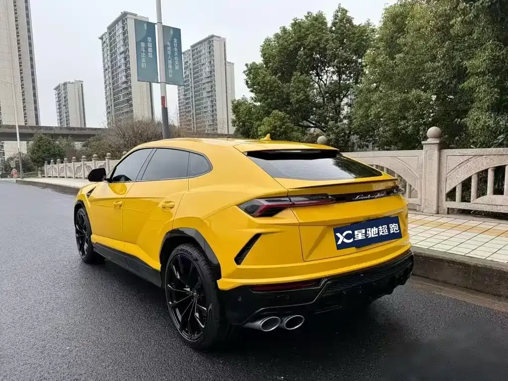 Lamborghini Urus 2021 из CN, фото 3