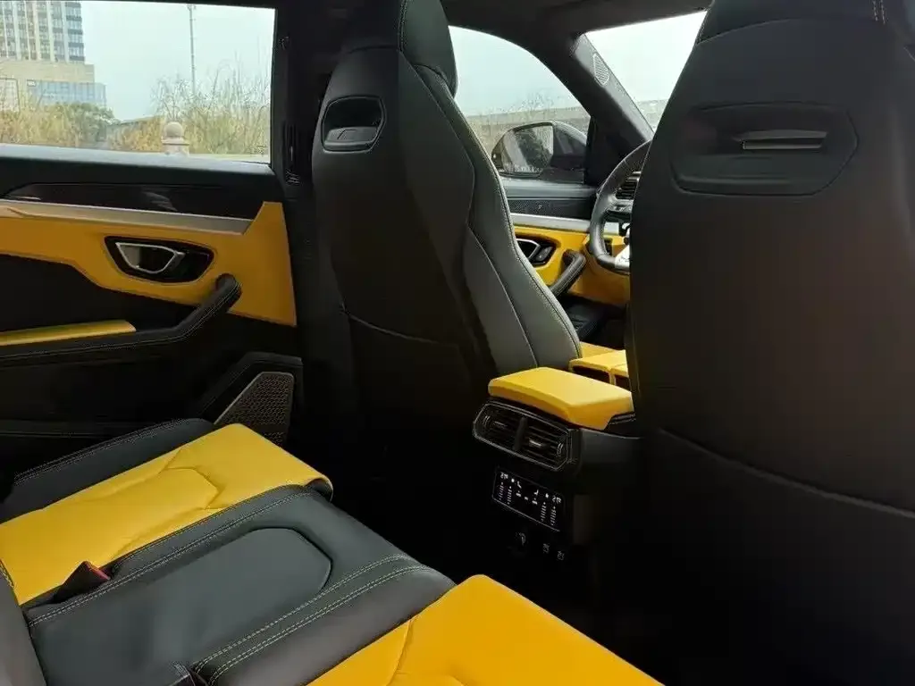 Lamborghini Urus 2021 из CN, фото 5