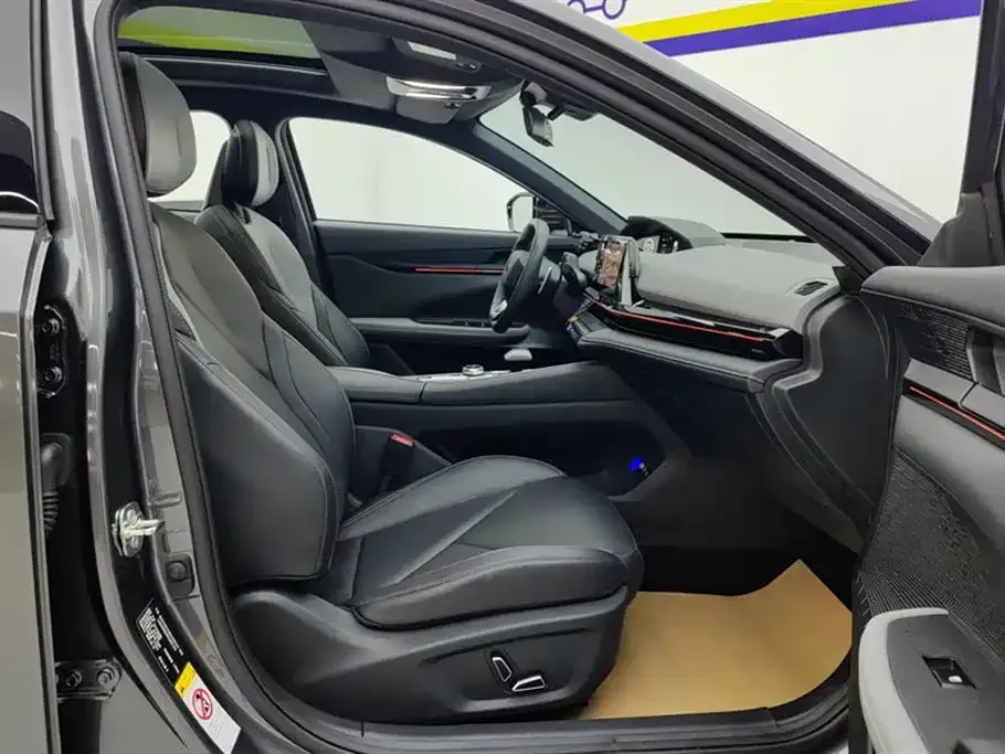 Changan UNI-V 2023 из CN, фото 8