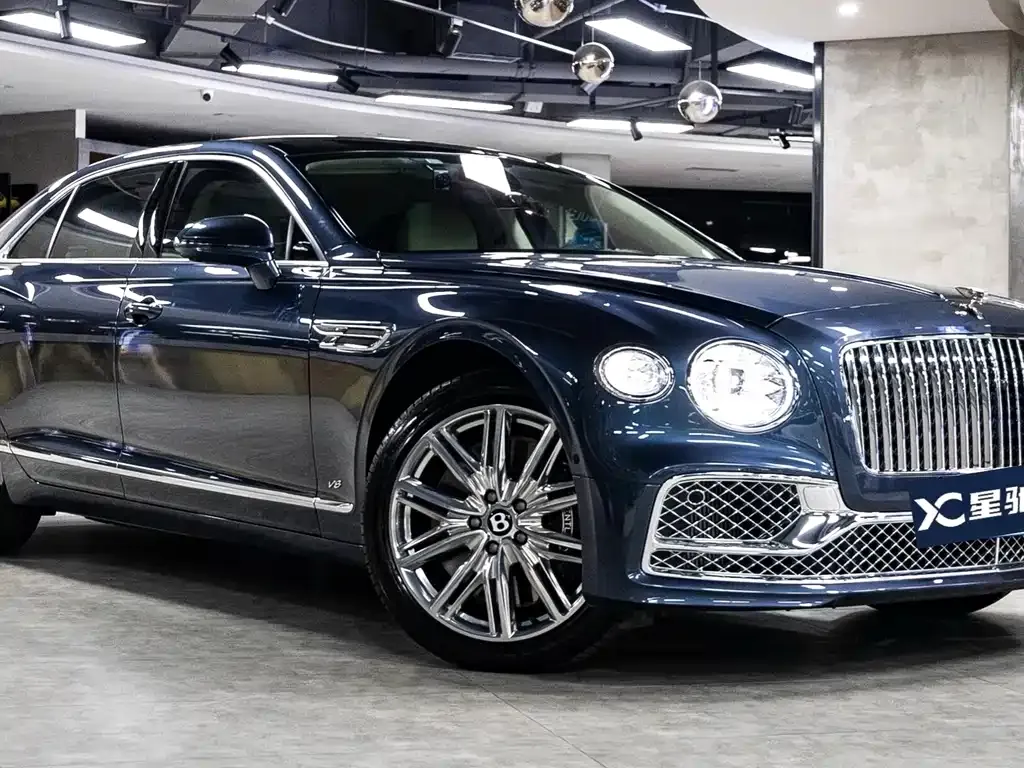 Bentley Flying Spur 2022 из CN, фото 1