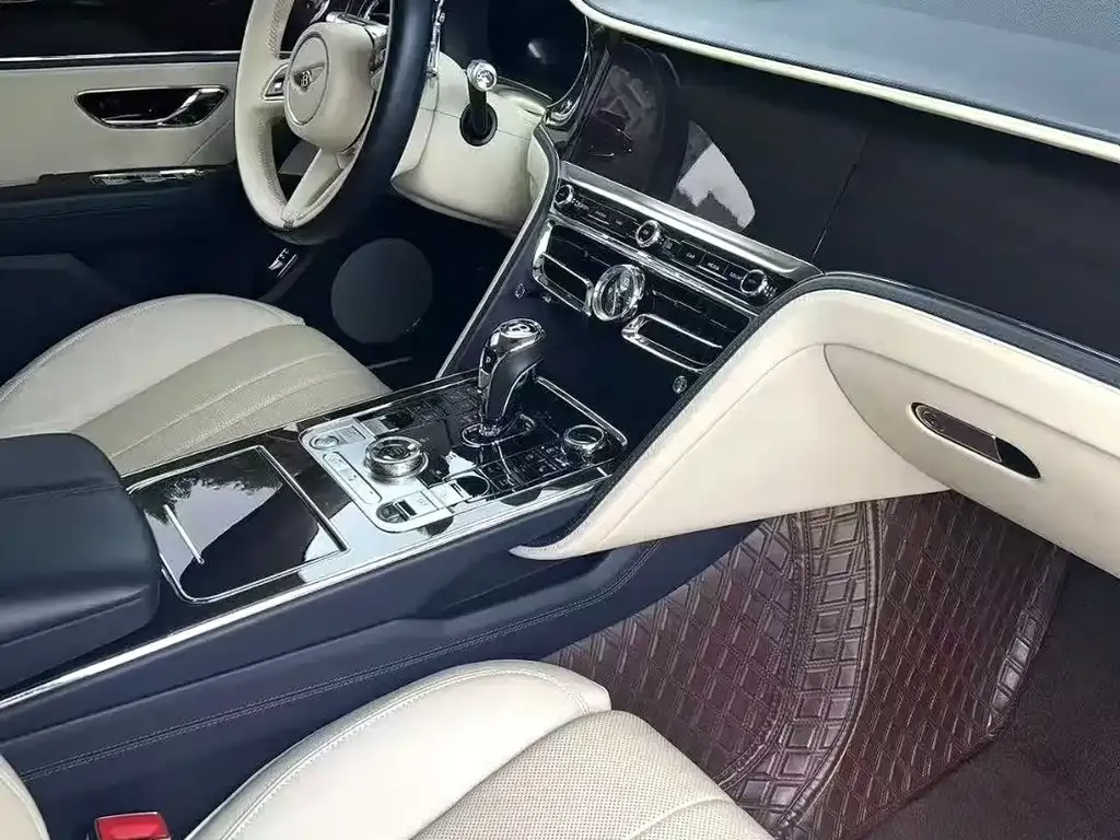 Bentley Flying Spur 2022 из CN, фото 5