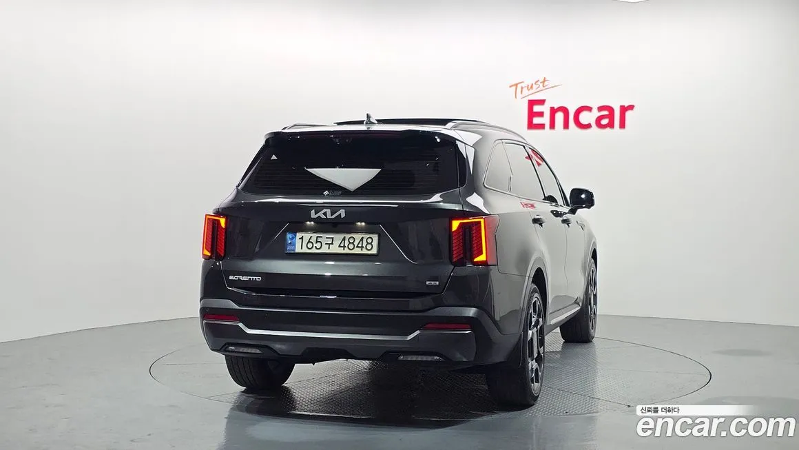 Kia Sorento — фото 4