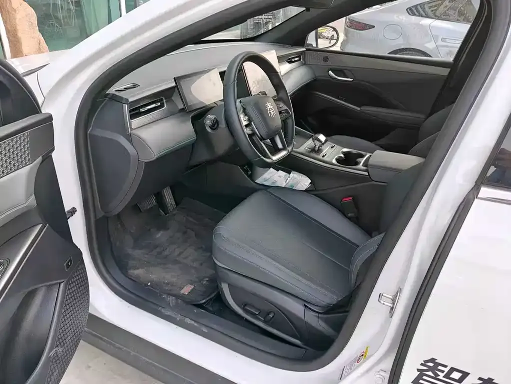 BYD Qin PLUS 2025 из CN, фото 4