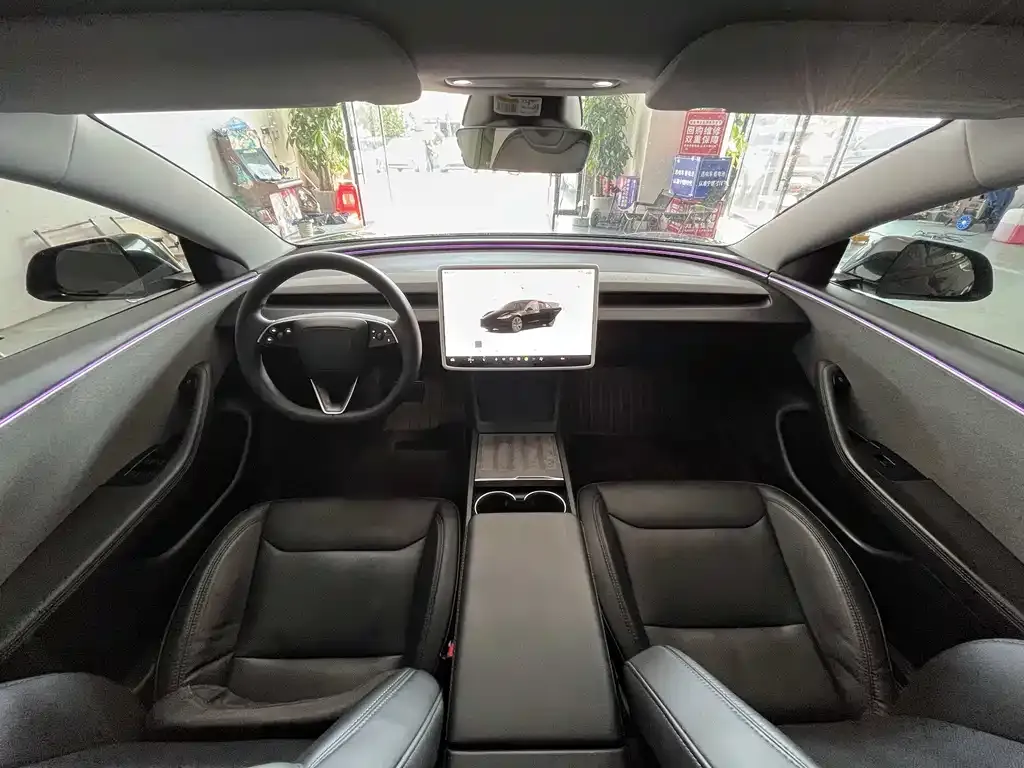 Tesla Model 3 — фото 5