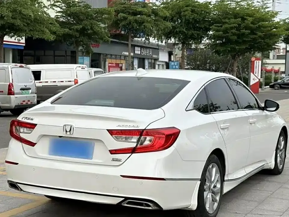 Honda Accord 2021 из CN, фото 7