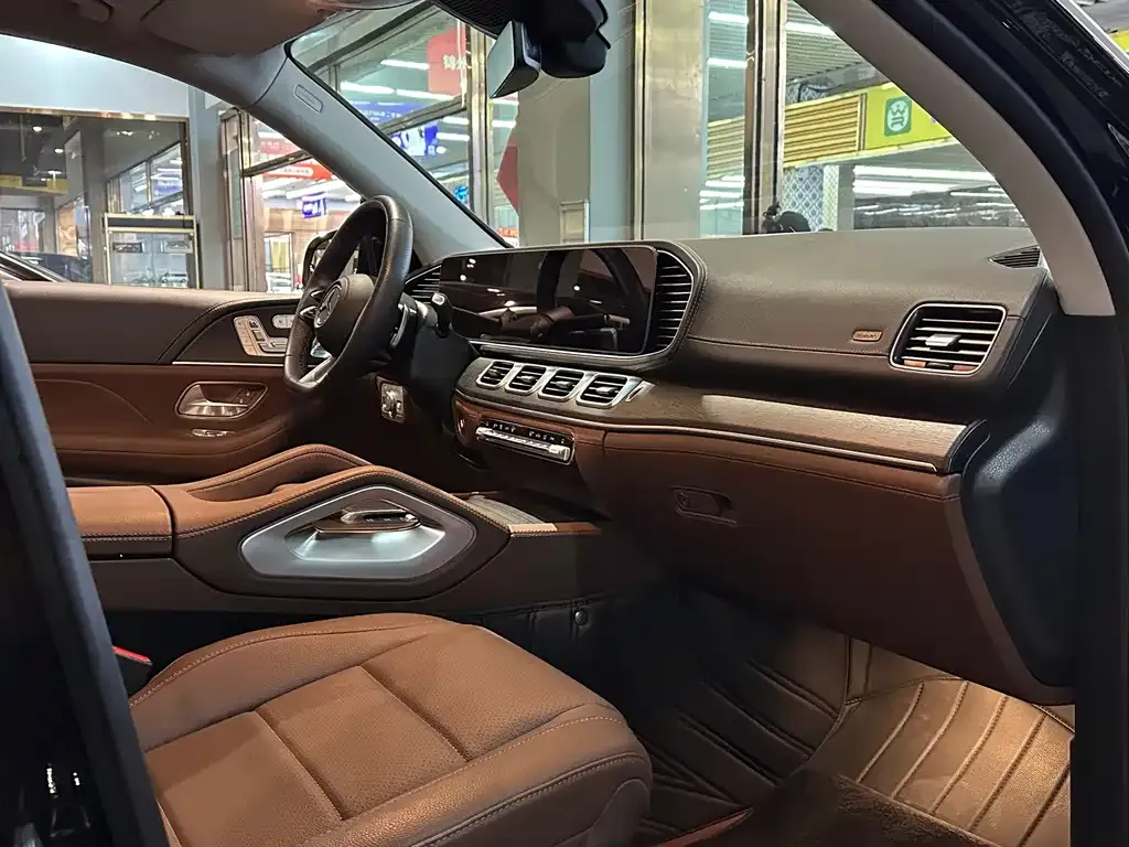 Mercedes-Benz GLS 2024 из CN, фото 6