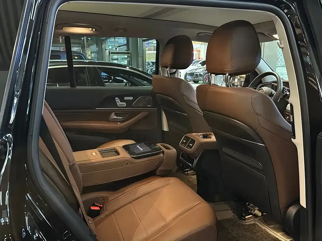 Mercedes-Benz GLS 2024 из CN, фото 8