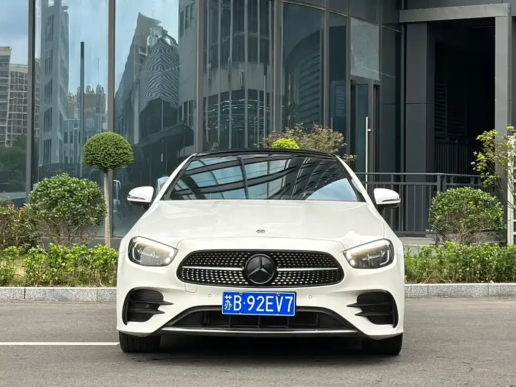 [object Object] E-Class (Import) 2023 из CN, фото 2