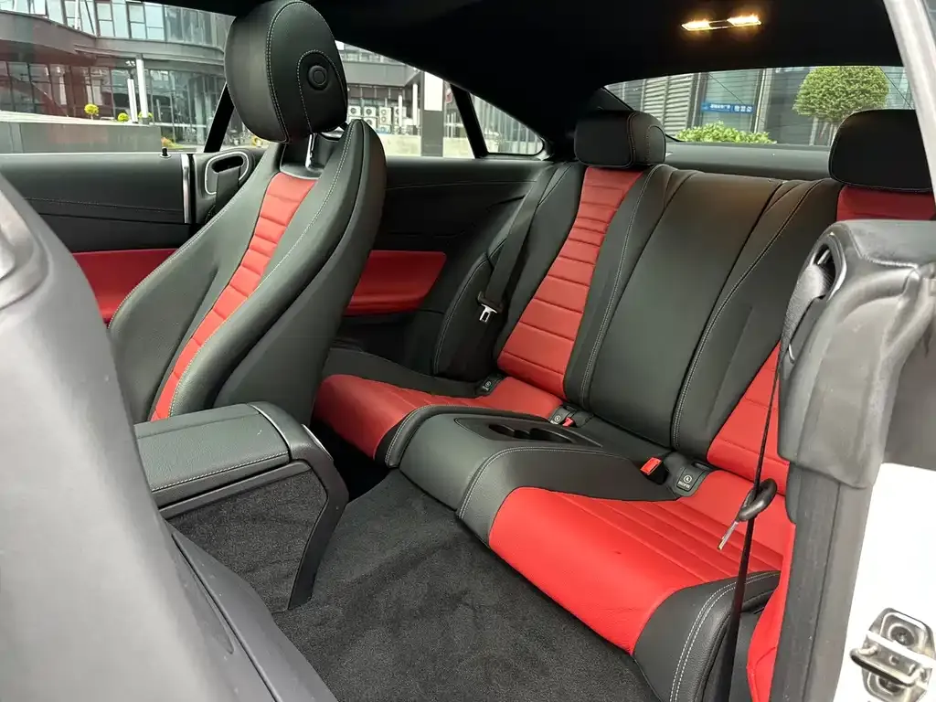 [object Object] E-Class (Import) 2023 из CN, фото 8