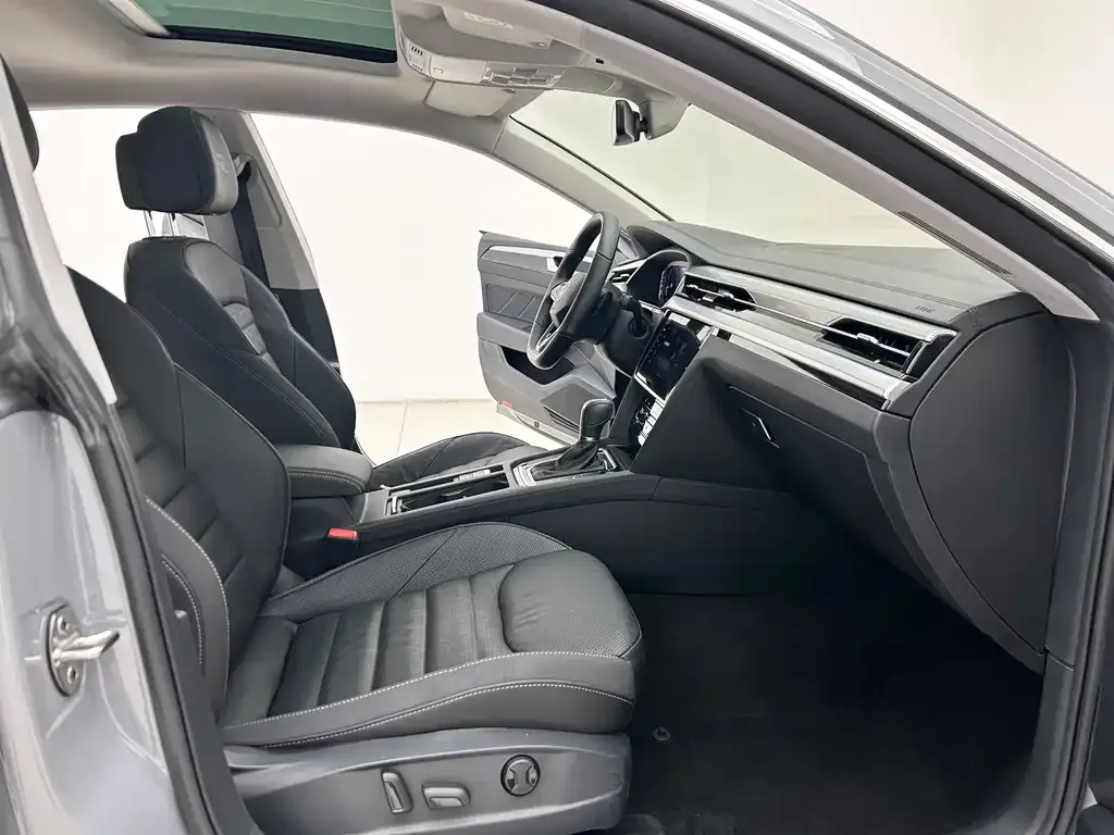 Volkswagen CC 2021 из CN, фото 8