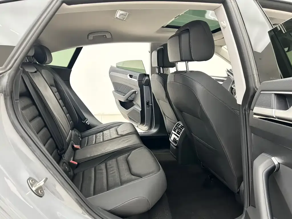 Volkswagen CC 2021 из CN, фото 9