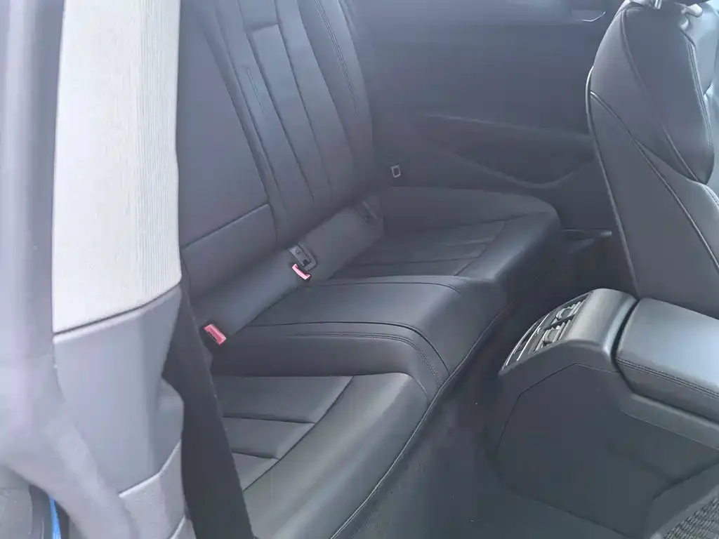 Audi A5 (Import) 2024 из CN, фото 10