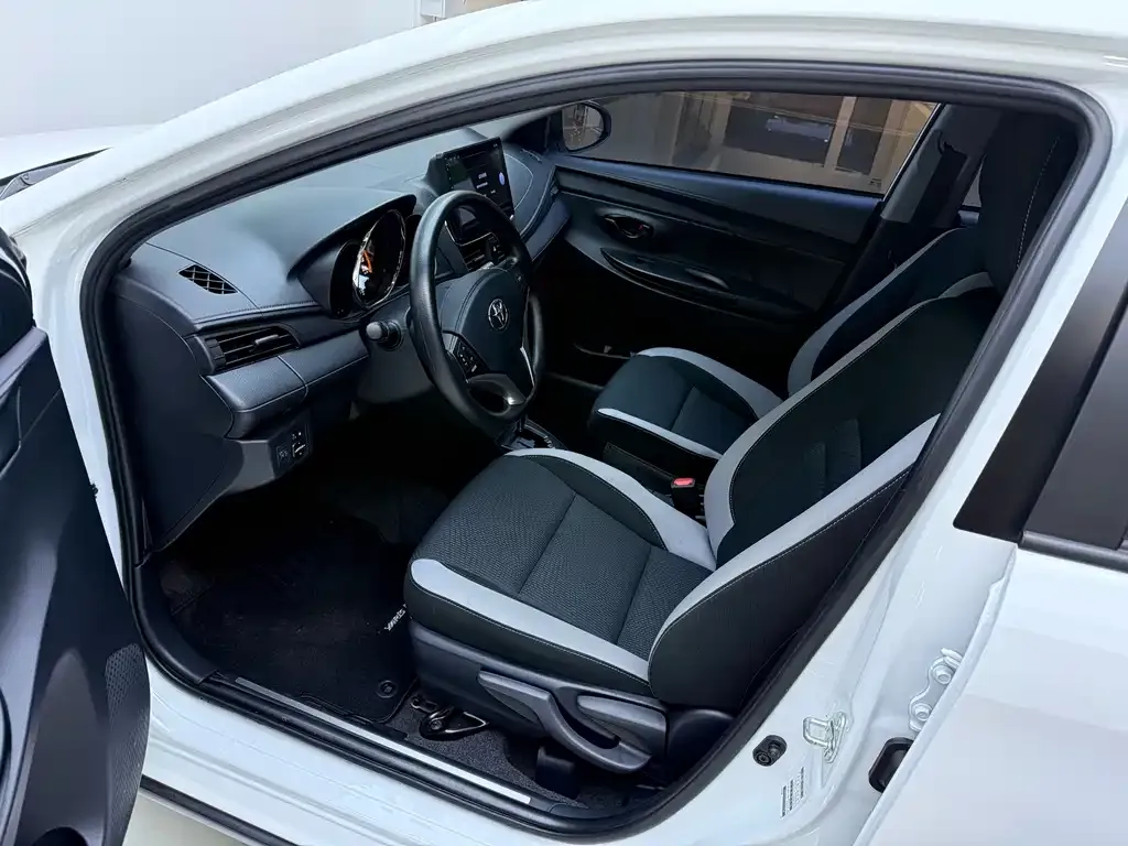 Toyota Yaris L 2022 из CN, фото 8