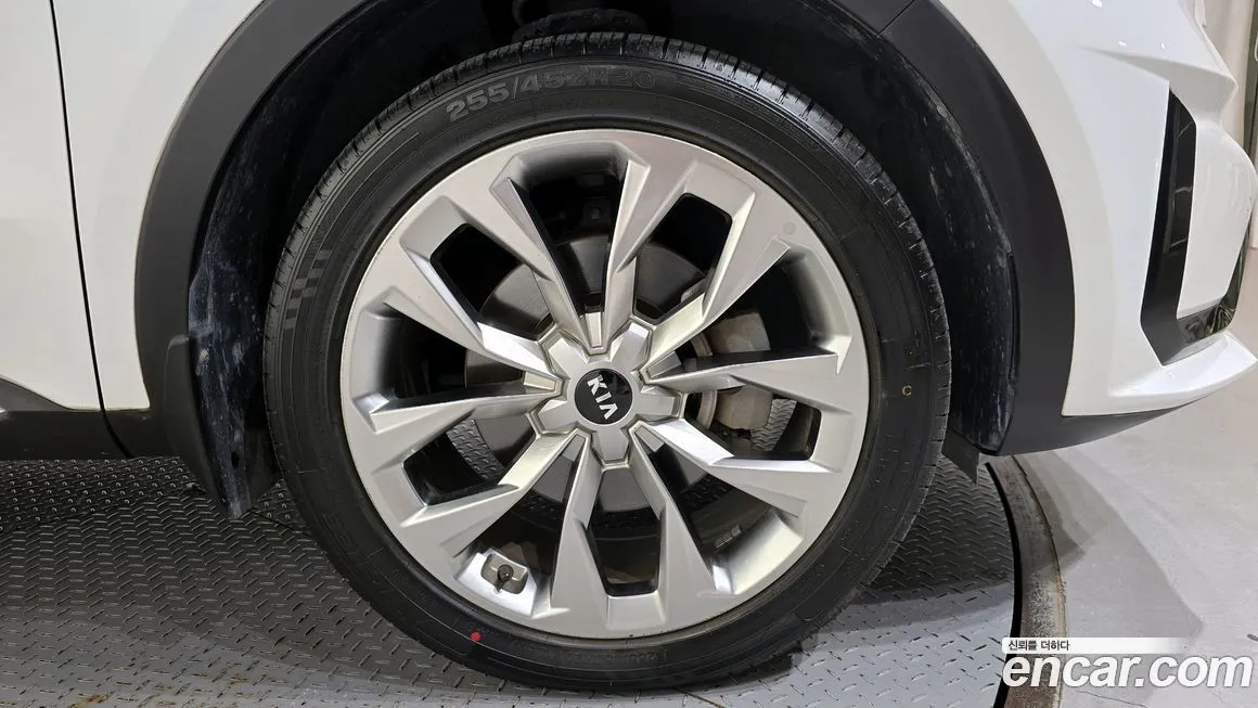 Kia Sorento — фото 5