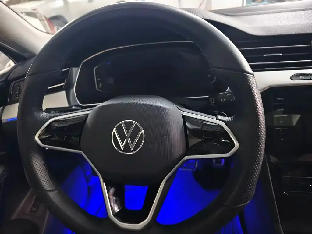 Volkswagen Magotan 2023 из CN, фото 3