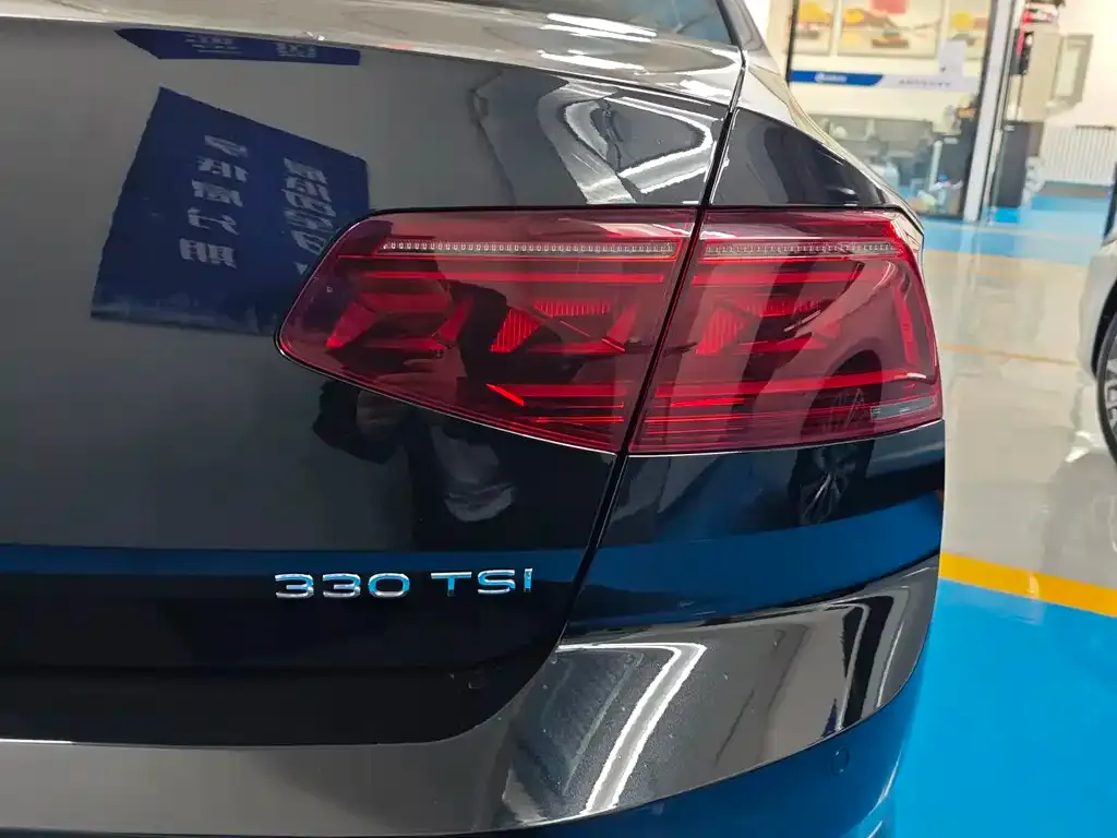 Volkswagen Magotan 2023 из CN, фото 5