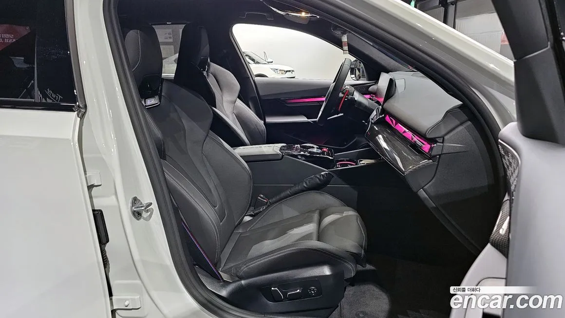 BMW M5 2025 из KR, фото 10