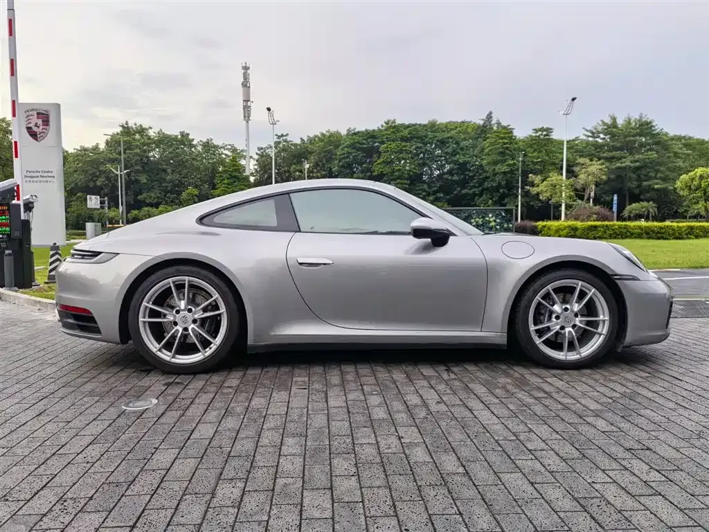 Porsche 911 2022 из CN, фото 2