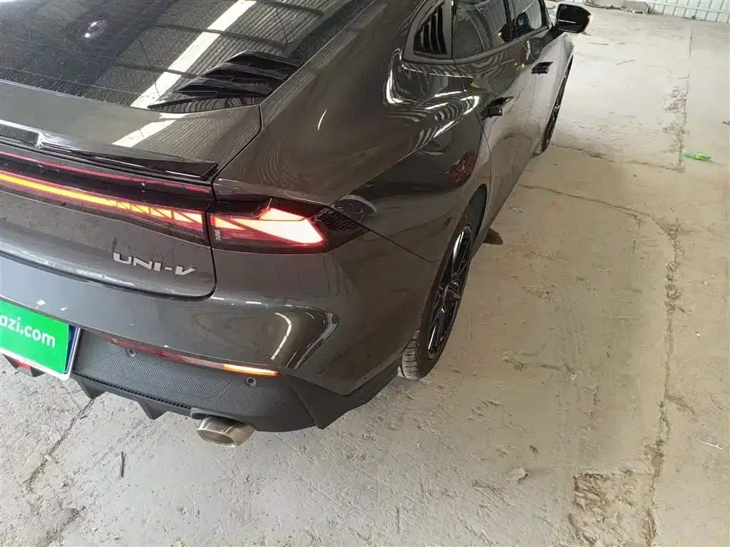Changan UNI-V 2025 из CN, фото 8