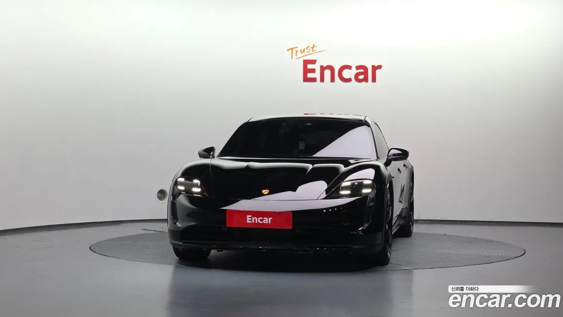Porsche Taycan 2022 из KR, фото 3