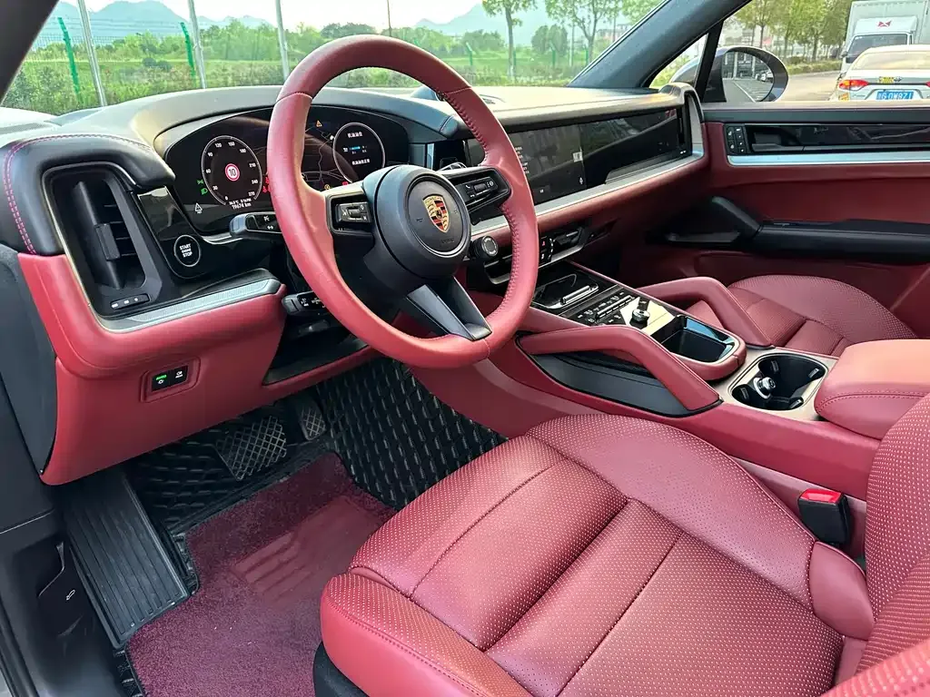 Porsche Cayenne 2024 из CN, фото 6