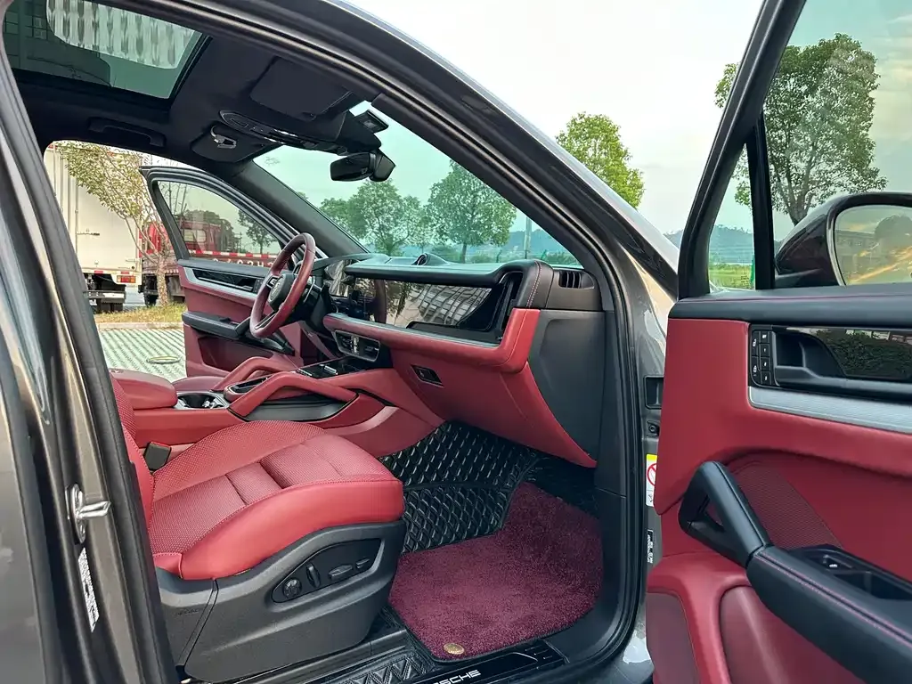 Porsche Cayenne 2024 из CN, фото 9