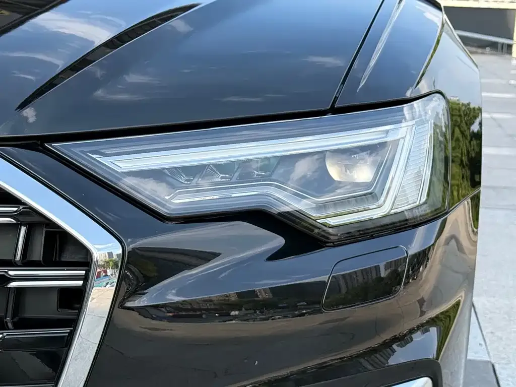 Audi A6L 2025 из CN, фото 4