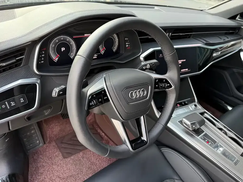 Audi A6L 2025 из CN, фото 8